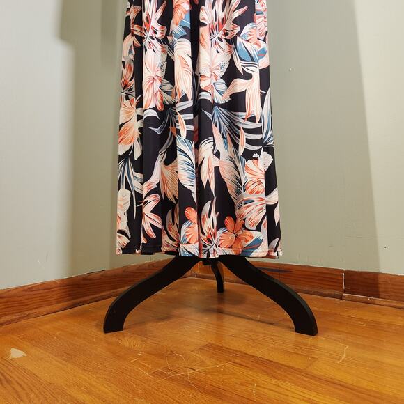 MOMMY AND ME Matching Long Sleeve Floral Maxi Dresses, Size Large & 4-5T - Picture 9 of 15